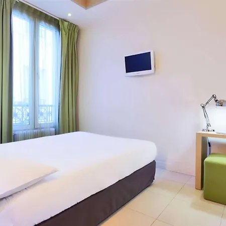 Kyriad 10 - Canal Saint Martin - Republique Hotel Paris