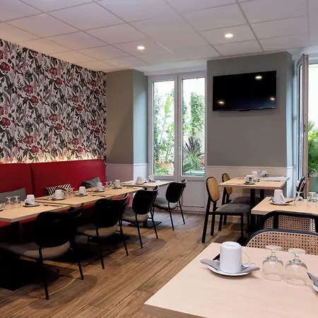 Hotel Kyriad 10 - Canal Saint Martin - Republique