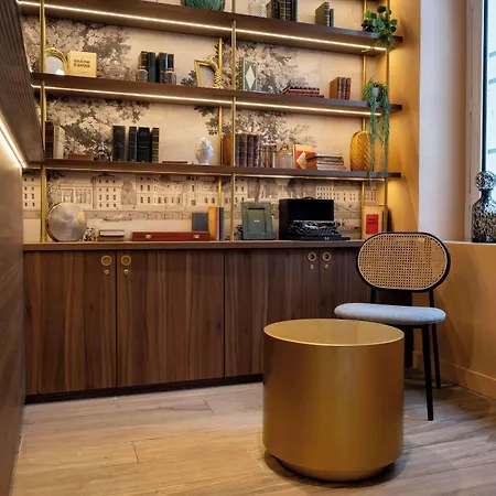 Kyriad 10 - Canal Saint Martin - Republique Otel Paris