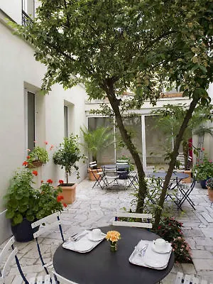 Kyriad 10 - Canal Saint Martin - Republique 3* Paris