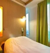 Hotell Kyriad 10 - Canal Saint Martin - Republique 3*