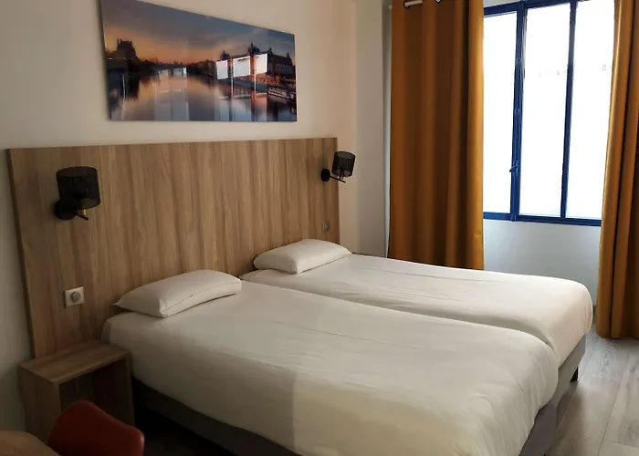 Hotel Kyriad 10 - Canal Saint Martin - Republique Paříž