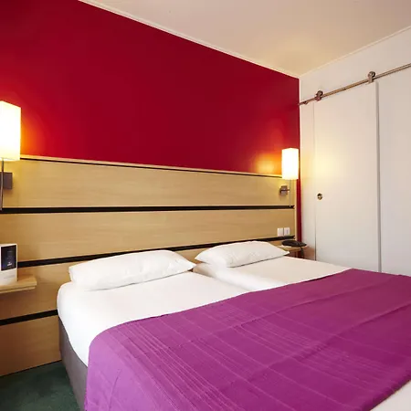 Hotel Kyriad 10 - Canal Saint Martin - République