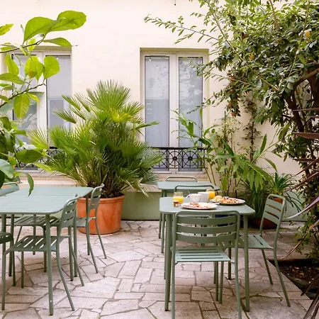 Hotel Kyriad 10 - Canal Saint Martin - République 3*